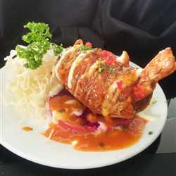 udang galah lilit Indomie goreng saus mayones dan telur asin